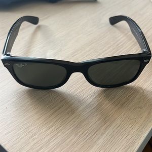 Ray-Ban New Wayfarer Polarized Sunglasses